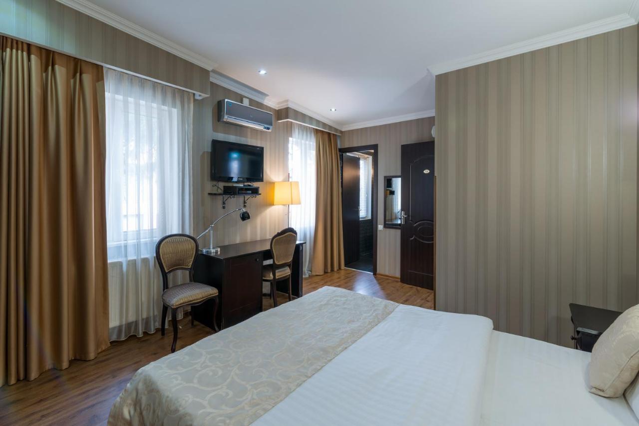 Hotel Garden View Tbilisi Esterno foto